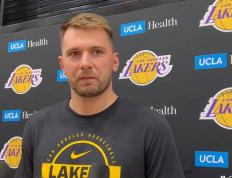 东契奇領(lǐng)袖(xiù)風(fēng)范！季前赛冠軍(jūn)心(xīn)态