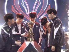 LOL历史最强战队诞生！23連(lián)胜拿下MSI冠(guān)军，Faker被对位FMVP