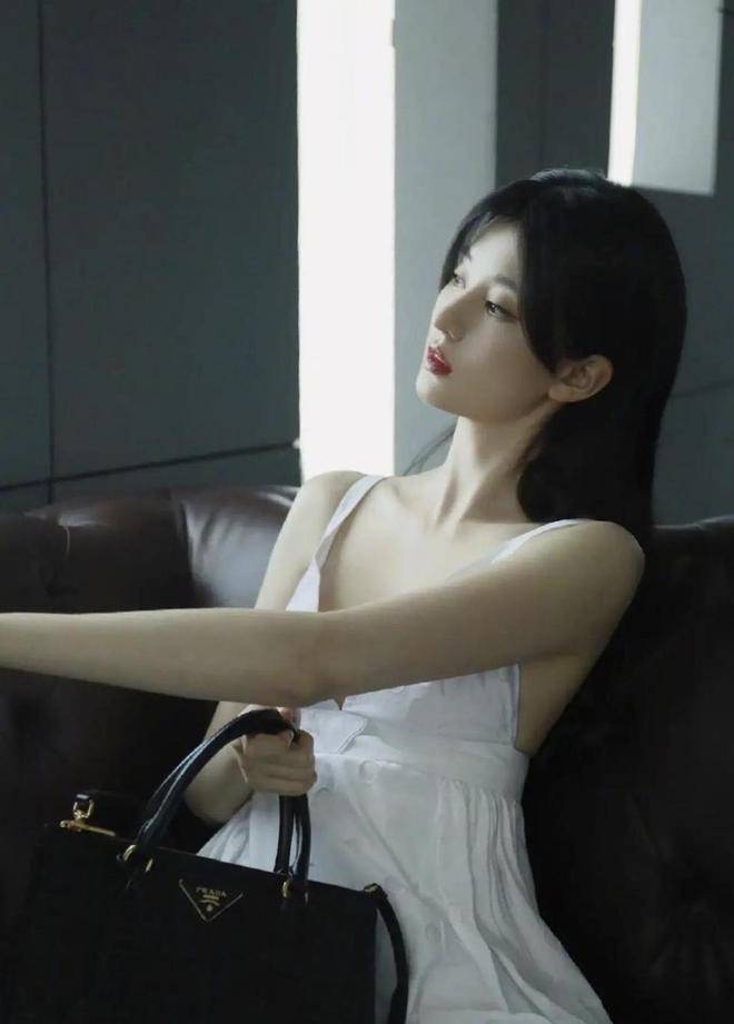 天(tiān)呐！喬(qiáo)欣这波(bō)操作太秀了，500亿豪门？秘密結(jié)婚(hūn)？这是要(yào)上(shàng)天(tiān)！