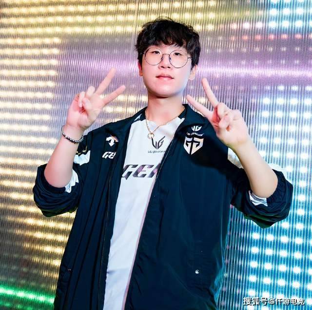 LOL:Ruler首(shǒu)次回应自(zì)己退役!世界赛冠(guān)军打野回应加(jiā)盟BLG