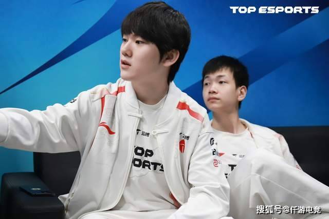 LOL:TheShy透(tòu)露(lù)退役时间,想(xiǎng)跟Rookie打到退役